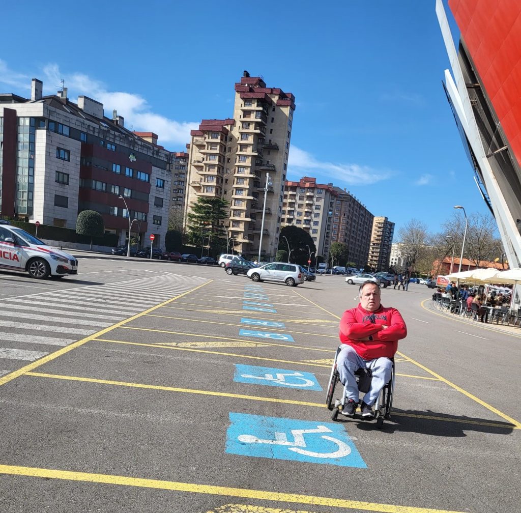 El PP solicita una alternativa de aparcamiento para discapacitados en El Molinón los días de eventos deportivos