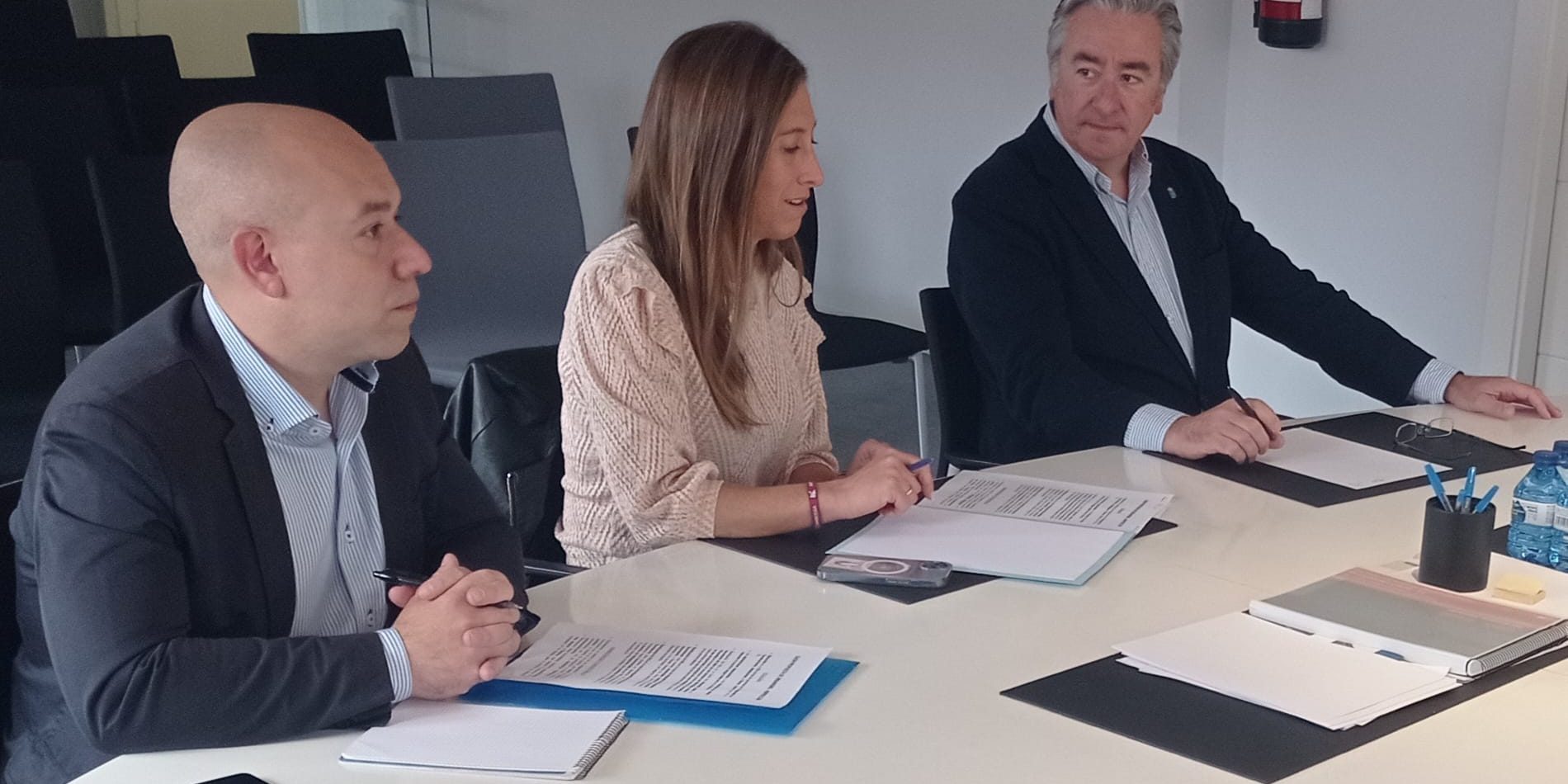 Pintueles, Pumariega, González